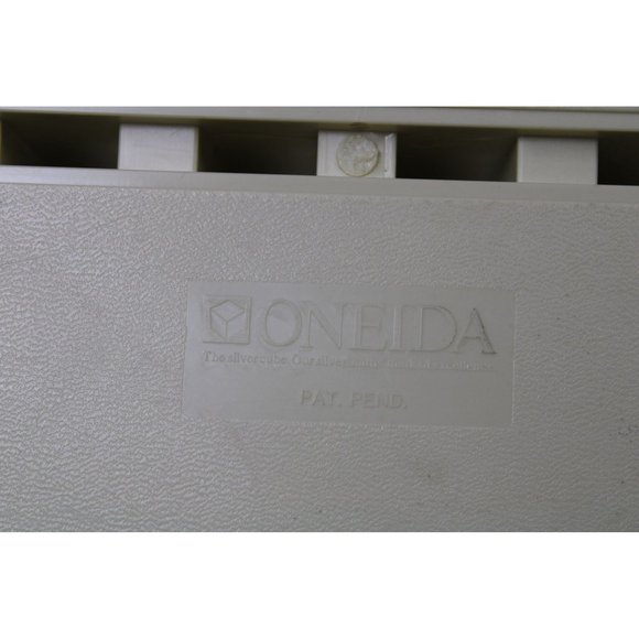 Large Plastic Silverware Storage Box with a Floral Design - Picture 6 of 12